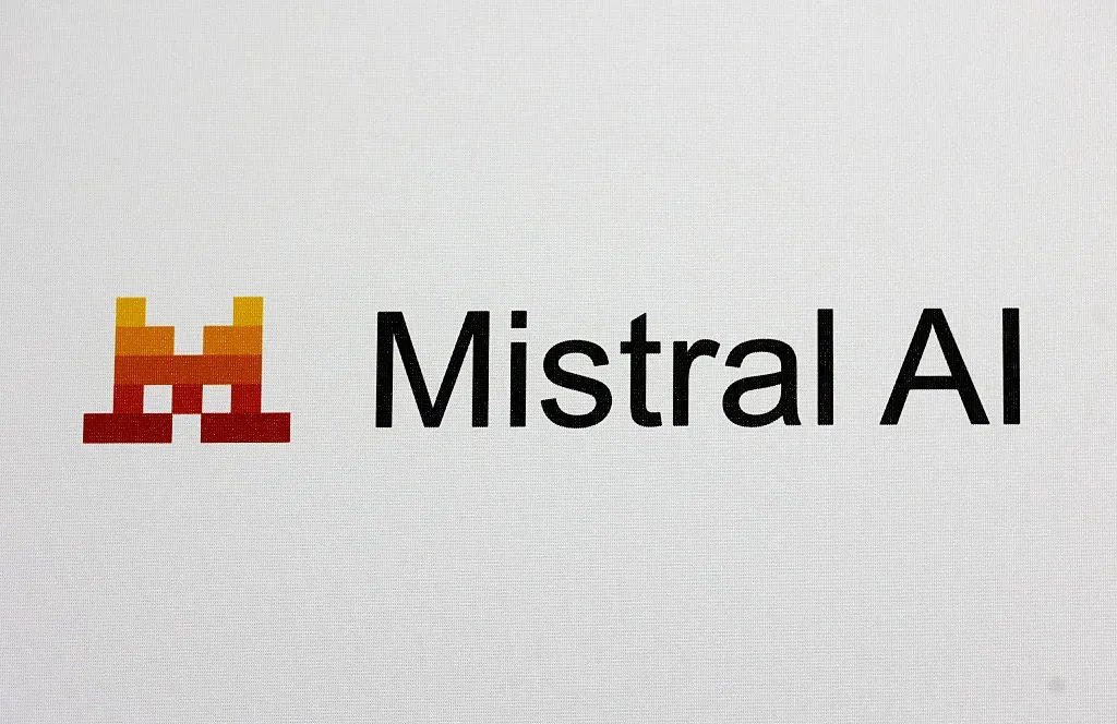 Mistral AI چیست؟ آشنایی کامل با استارتاپ فرانسوی که رقیب جدی OpenAI شده است